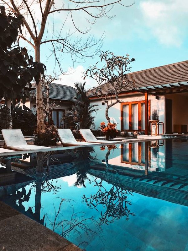 Location de vacances en Provence avec piscine dans une maison : Plaisir et intimité