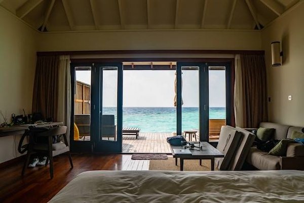 Chambre d'hôtel en Provence avec vue sur la mer : Évasion maritime