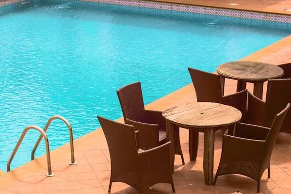 Où trouver des bons plans de camping pas cher avec piscine ?